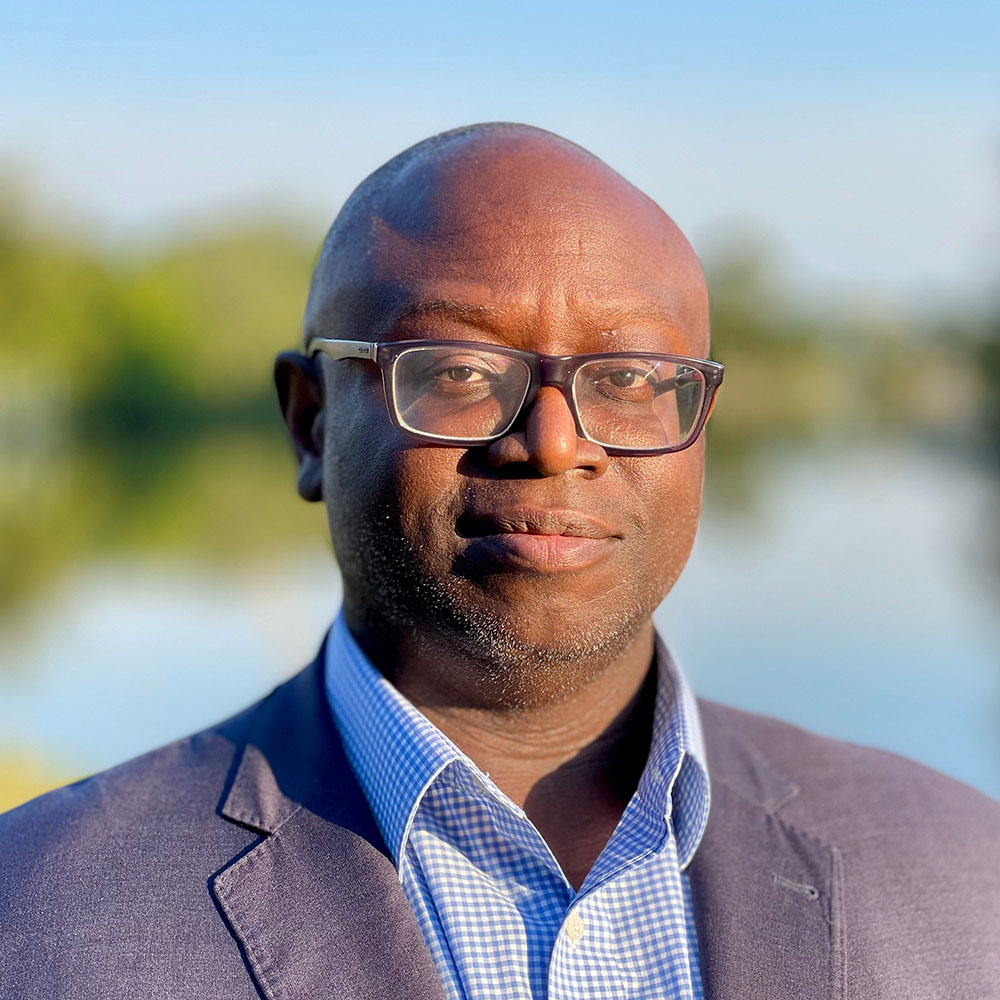 Professional photo portrait of Nicholas Lewis